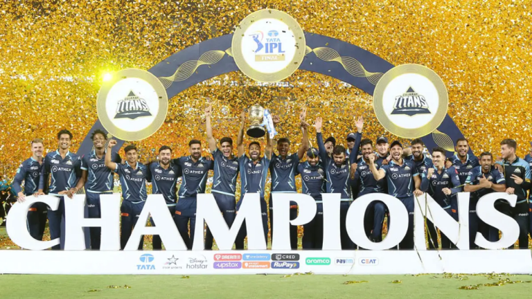 RR vs GT Final IPL 2022: In the final, the batsmen drowned the loot of Rajasthan, the team collapsed like leaves
