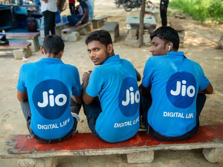 Reliance Jio has a fantastic plan! Your lucky number or birth date will be your phone number, know the process