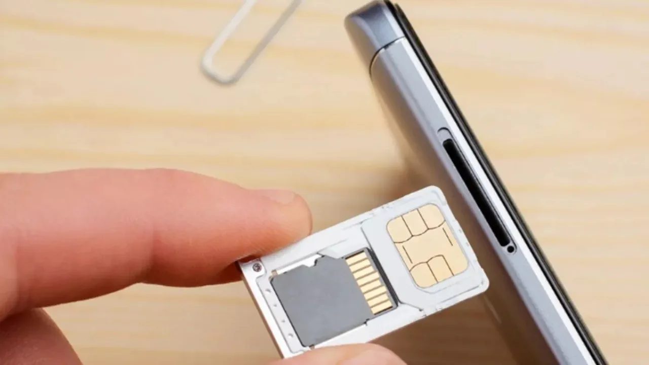 SIM card