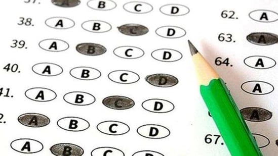 The final answer key of the SSC CHSL 2024 Tier 1 exam is out