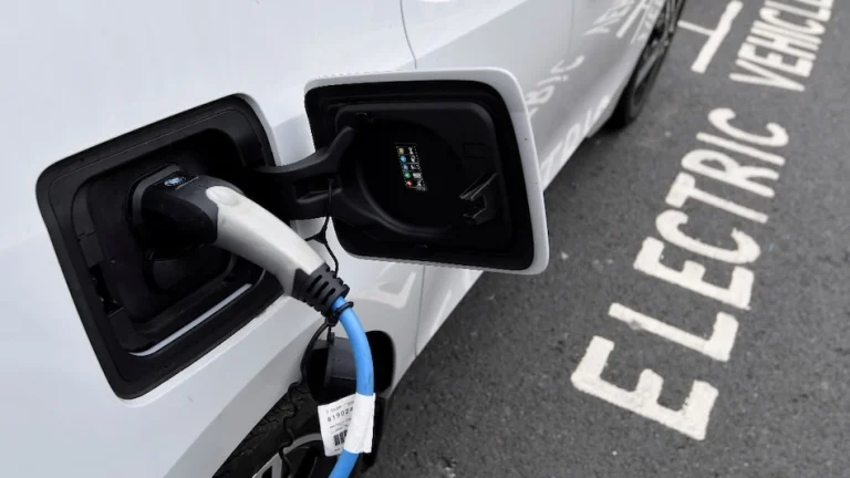Govt removes import tax on EV batteries, mobile parts