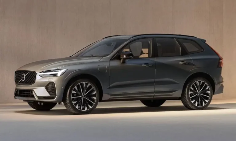 The Volvo XC60 launched at ₹70L