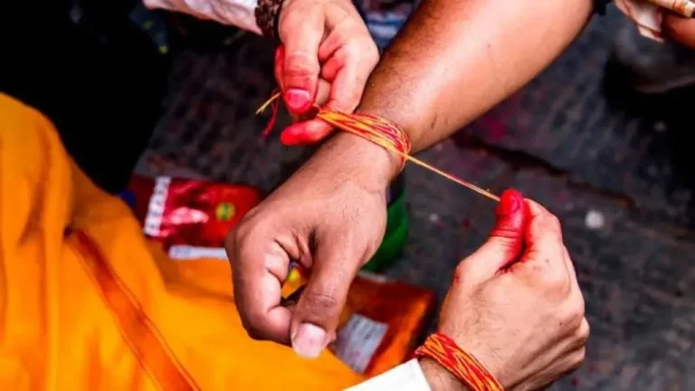Why Married Women Tie Kalava on Left Hand – Know the Reason
