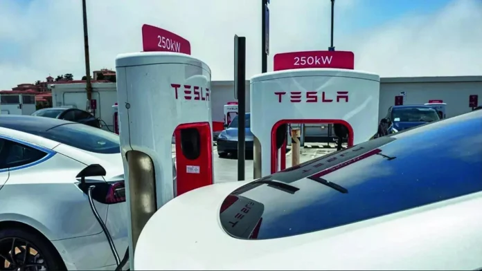 Reserve Tesla Electric