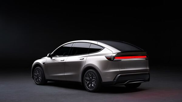 Tesla Model YL: New 6-Seater Electric Car