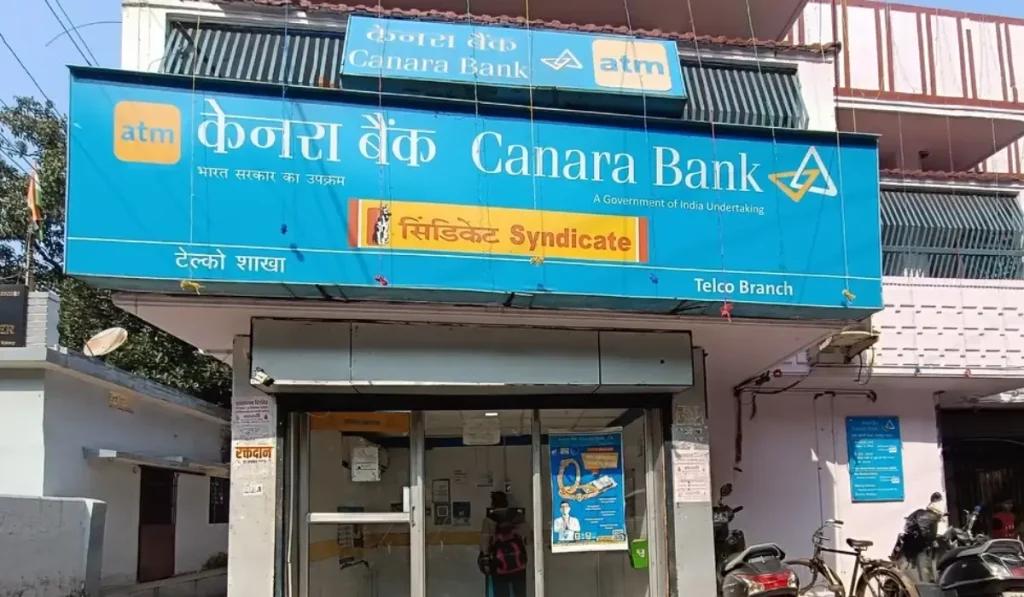 Canara Bank Recruitment 2025: Golden opportunity for youth, apply quickly for this vacancy in Canara Bank
